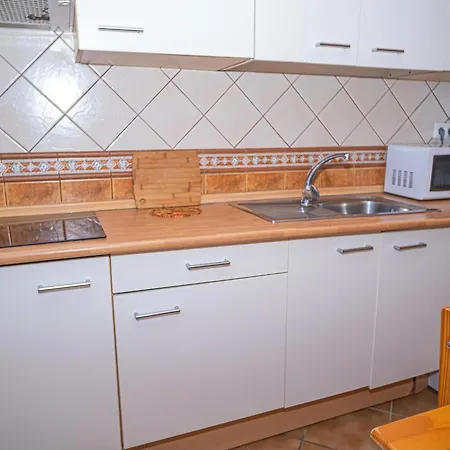 Casa Familiar Con Terraza Privada Cerca De Playas En - Es-180-239 * Conil De La Frontera